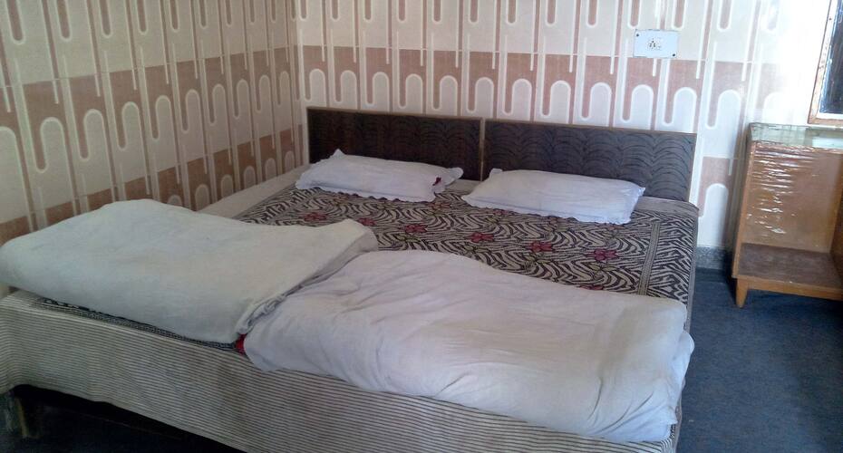 Mahak Hotel, Hathras 3